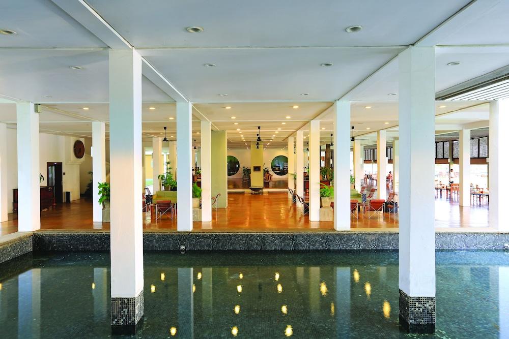 The Blue Water - Geoffrey Bawa Heritage - City Resort Hotel Wadduwa Dış mekan fotoğraf